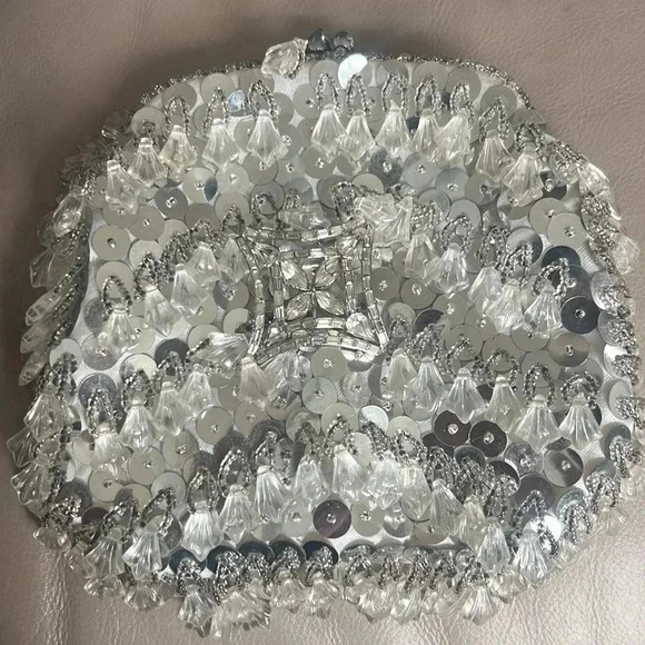 Vintage Evening Bag with Sequins, Beads & and  Vintage Brooch - Picture 8 of 10